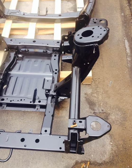 越来越觉得suv非承载式车身才是王道